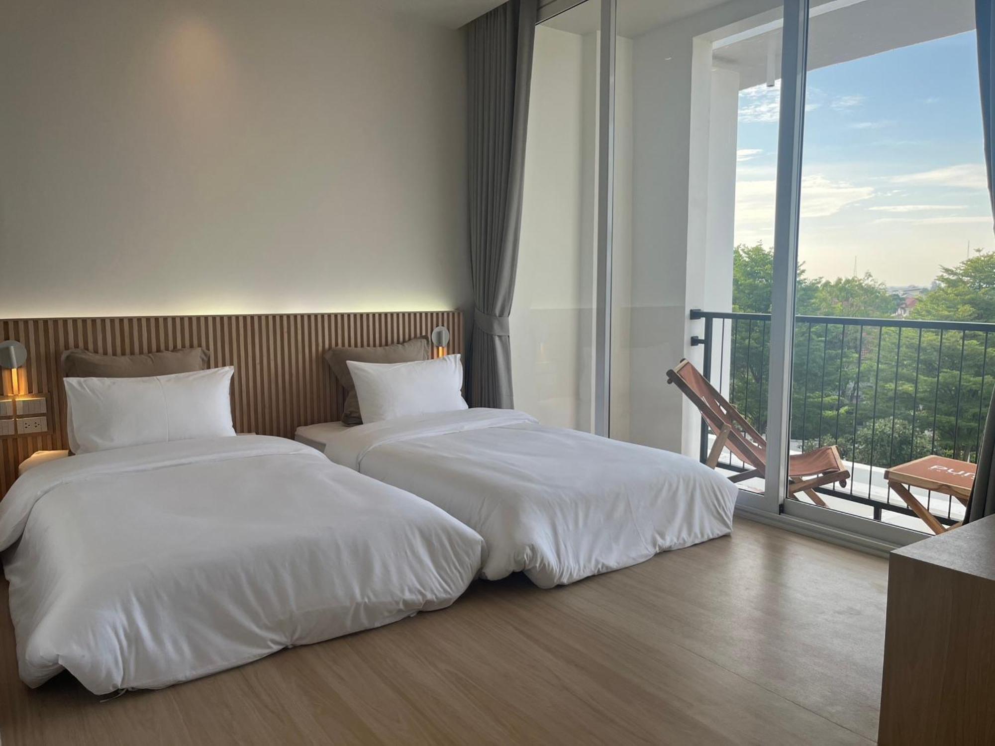 Punn Hotel Korat Накхонратчасима Экстерьер фото